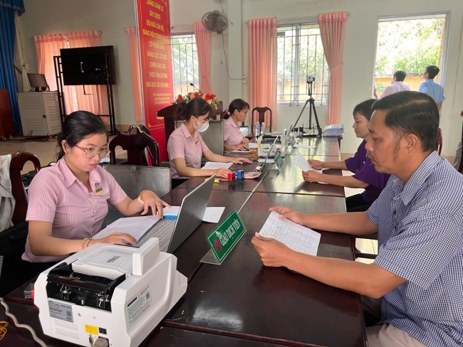 Ngân hàng CSXH huyện Mỹ Tú tổ chức triển khai nhiệm vụ ngay sau kỳ nghỉ Tết Nguyên đán Giáp Thìn