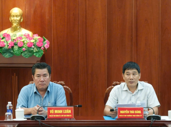 Họp tổ soạn thảo Chương trình hành động của Ban Chấp hành Đảng bộ xã Mỹ Tú