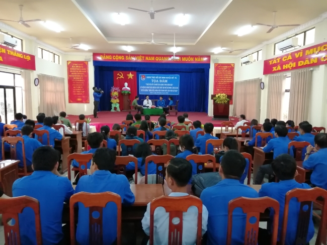 Toạ đàm “Tuổi trẻ Mỹ Tú nhớ lời di chúc theo chân Bác” và tuyên dương Đảng viên và Đoàn viên thanh niên tiêu biểu làm theo lời Bác