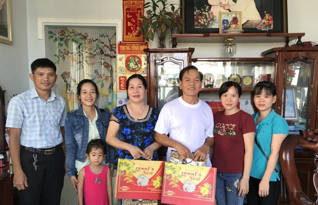 Thăm nguyên lãnh đạo Đài truyền thanh nhân Tết Nguyên đán Canh Tý 2020