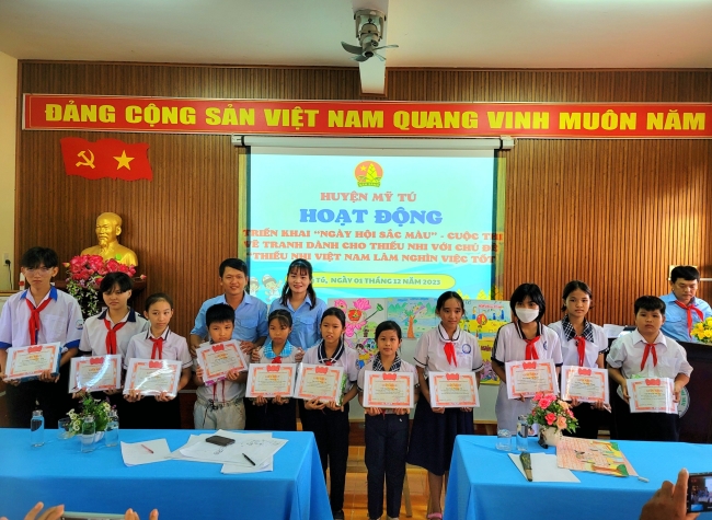 Hoạt động kỷ niệm 65 năm phong trao Kế hoạch nhỏ