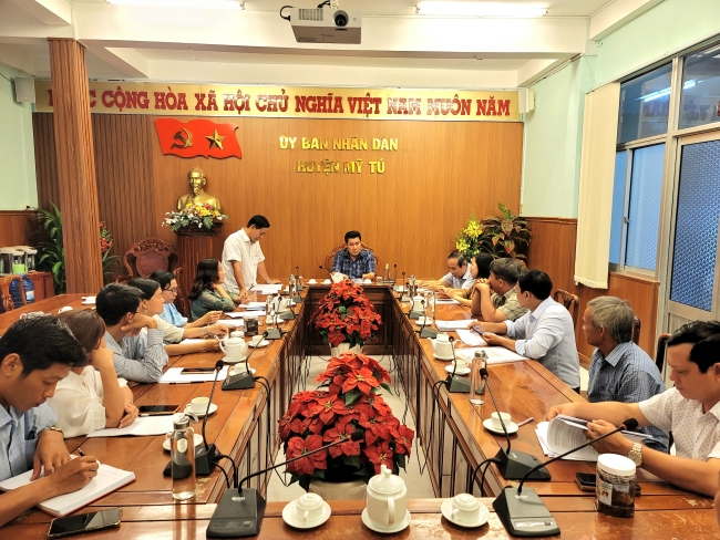 Chấm điểm sản phẩm OCOP cấp huyện năm 2023