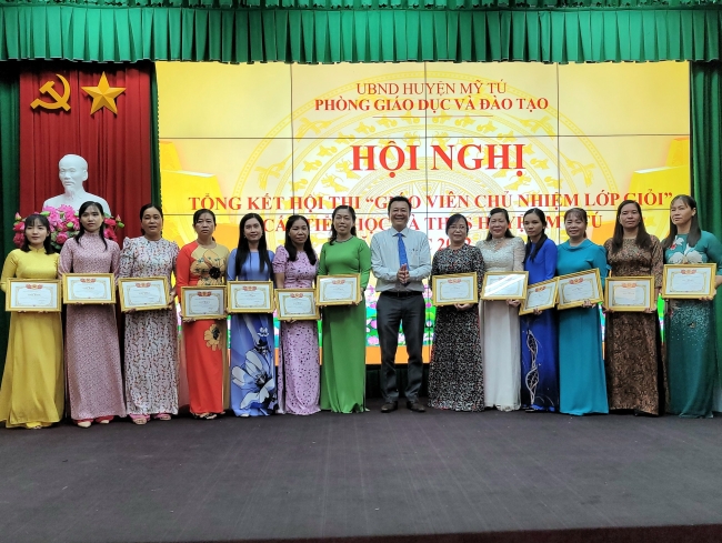 Tổng kết Hội thi “Giáo viên chủ nhiệm lớp giỏi” cấp Tiểu học và Trung học cơ sở huyện Mỹ Tú năm học 2022-2023